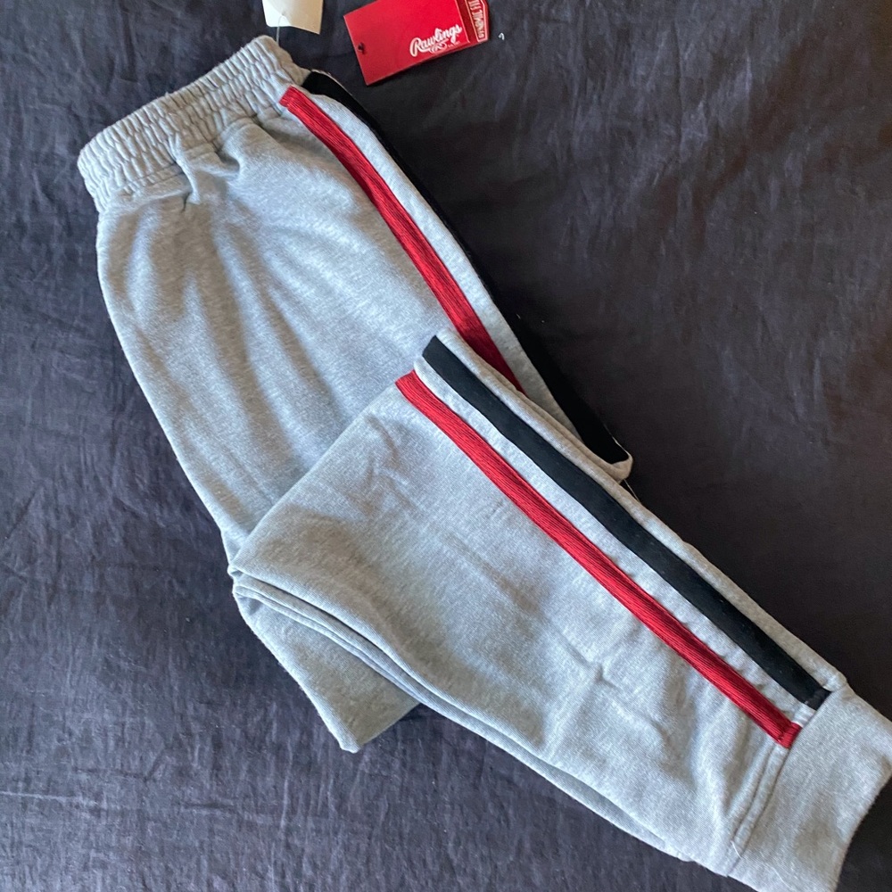Rawlings Athletics jogging pant,super cozy fitted!